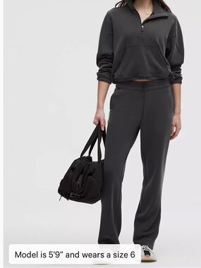 Lululemon black straight leg softstreme pants